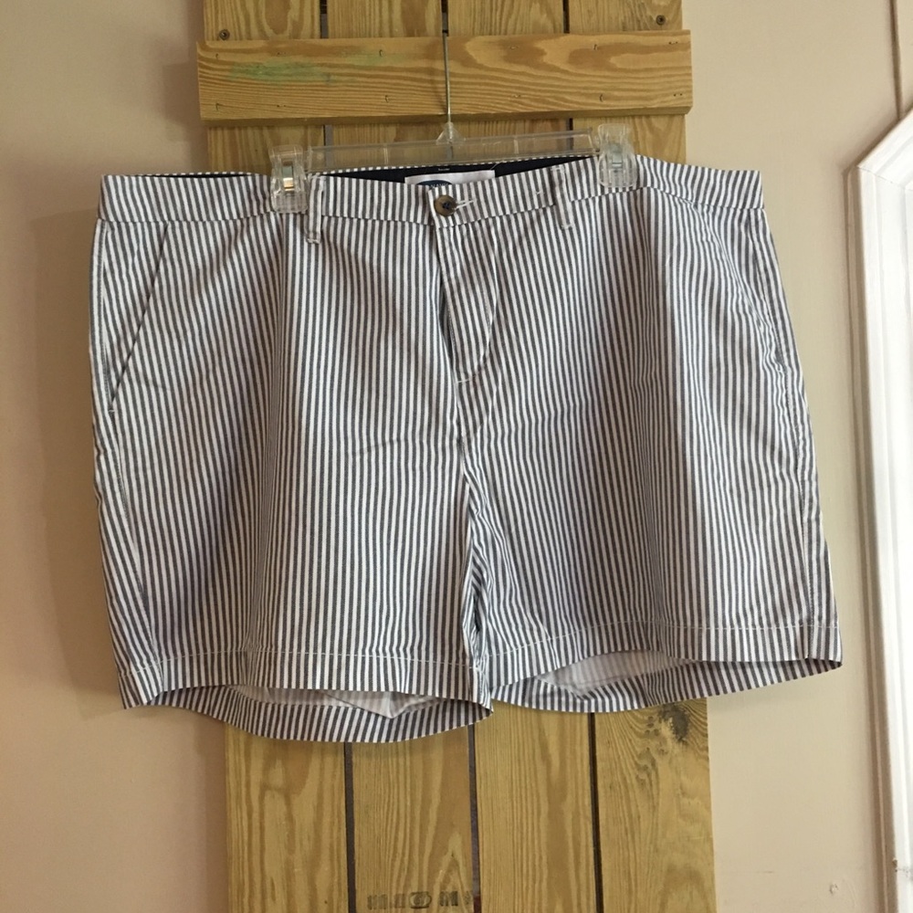 Old Navy striped shorts